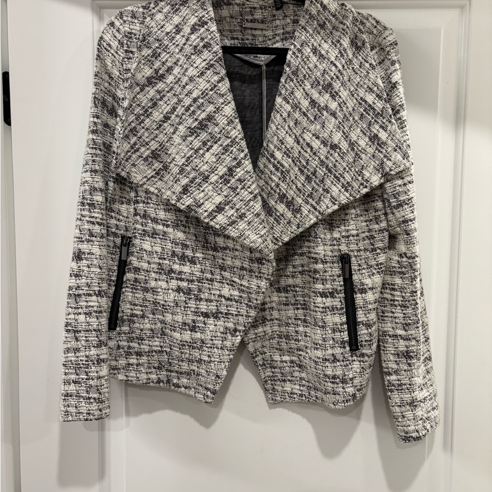 White House Black Market Black and White Textured Open Front Blazer